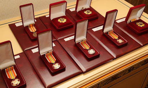 Photo of R. Moldova reformează sistemul de distincții: Se renunță la „Gloria Muncii”