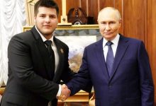 Photo of Kadîrov i-a mai dat o medalie fiului său. A fost decorat pentru un campionat de tir la care nu a participat