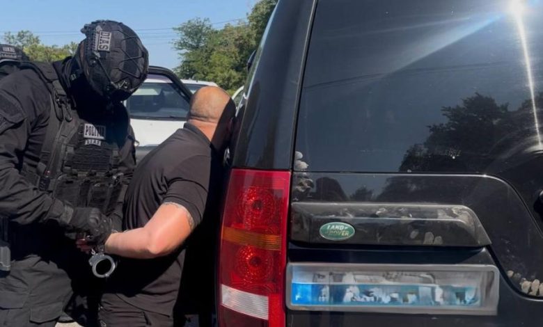 Photo of video | Patru membri activi ai organizațiilor criminale „Kitaeț” și „Makena”, reținuți pentru șantaj