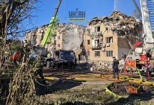 Photo of Clădirea misiunii UE în Ucraina, avariată „în mod deliberat” în timpul atacurilor ruse. Cel puțin 14 morți printre care și un copil