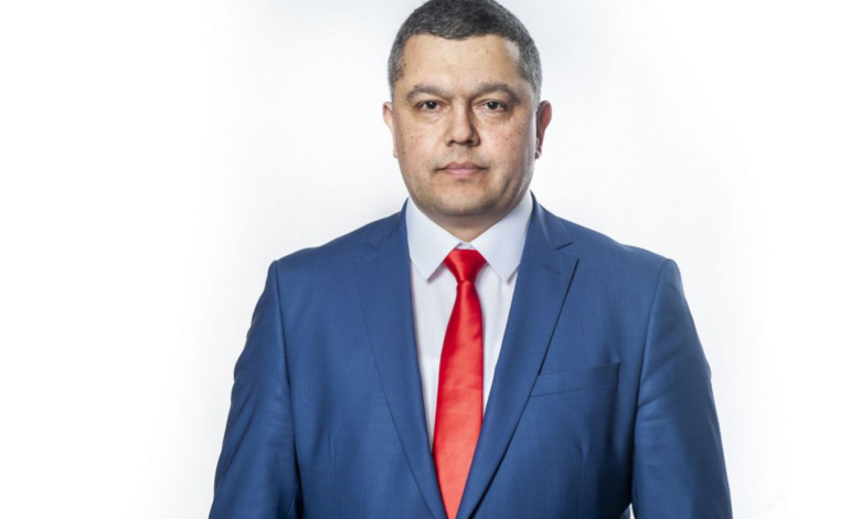 Photo of Presa: Viorel Melnic, unul dintre apropiații lui Șor, reținut. A fost vizat în raportul Kroll