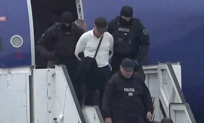 Photo of foto, video | Vlad Plahotniuc a aterizat la Chișinău. Primele imagini de pe Aeroport