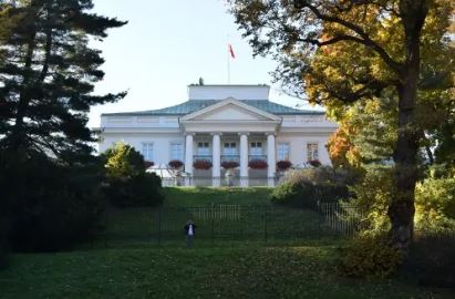 Photo of Polonia anunță că a neutralizat o dronă deasupra unor sedii guvernamentale. Doi cetățeni belaruși  au fost reținuți