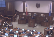 Photo of live | Ședința Parlamentului: Guvernul Munteanu solicită votul de încredere