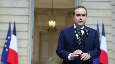 Photo of Premierul Franței și-a dat demisia la mai puțin de 12 ore de când și-a desemnat membrii cabinetului