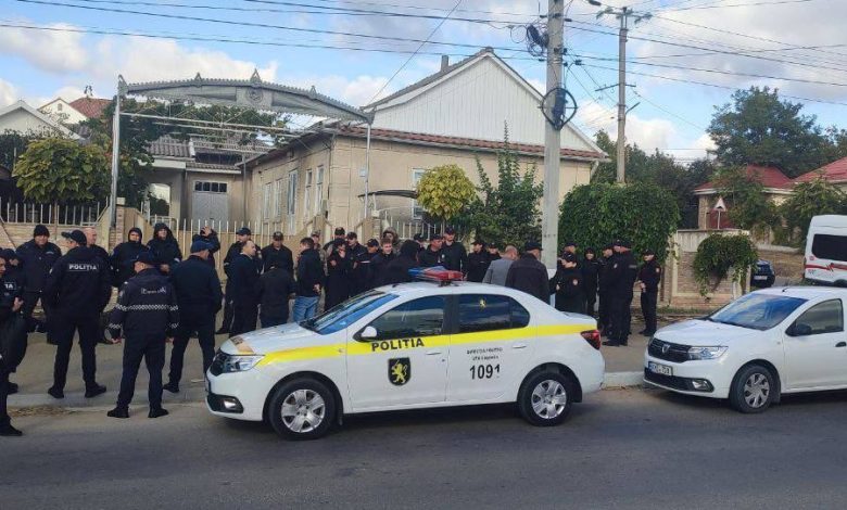 Photo of foto | Poliția și voluntarii caută o femeie care a plecat de acasă și nu s-a mai întors