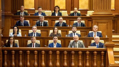Photo of video, doc | Guvernul Munteanu a depus jurământul, iar Maia Sandu a semnat decretul: „Să se concentreze mai mult pe dezvoltare”