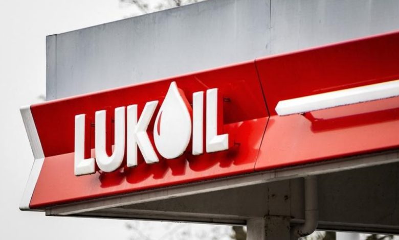 Photo of Ministrul Energiei explică situația Lukoil: Statul vrea să preia depozitul de combustibil de la Aeroport