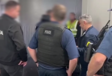 Photo of video | Polițiștii l-au extrădat pe cetățeanul turc implicat în omorul din sectorul Rîșcani al capitalei