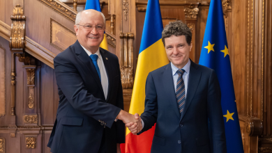 Photo of Premierul Munteanu la București, în prima sa vizită oficială peste hotarele R. Moldova. S-a întâlnit cu Ilie Bolojan și Nicușor Dan