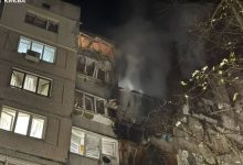 Photo of Atac masiv rusesc, cu rachete și drone, asupra Kievului: un mort și 24 răniți: „Rusia atacă clădiri rezidențiale”