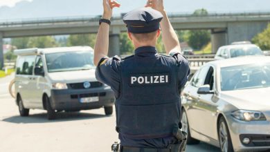 Photo of Ce a pățit un șofer din România, prins circulând cu 221 km/h pe o autostradă din Austria