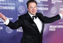 Photo of Cum își cheltuie banii cel mai bogat om din lume? Musk „trăiește uneori sub pragul sărăciei” și doarme pe la prieteni