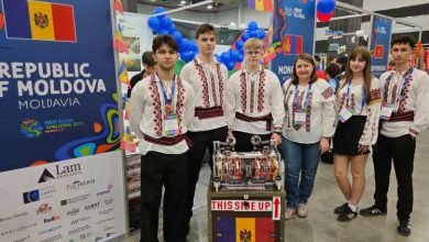 Photo of „Au scris din nou istorie”: Maia Sandu a felicitat tinerii din R. Moldova care au cucerit aurul la robotică