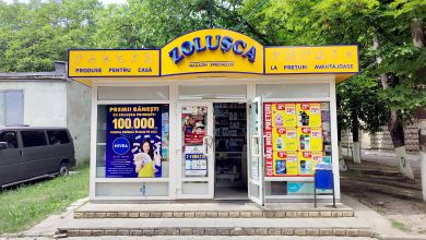 Photo of Chișinăul, invadat de denumiri rusești scrise cu litere latine. Lingviștii: „O insultă adusă limbii române”