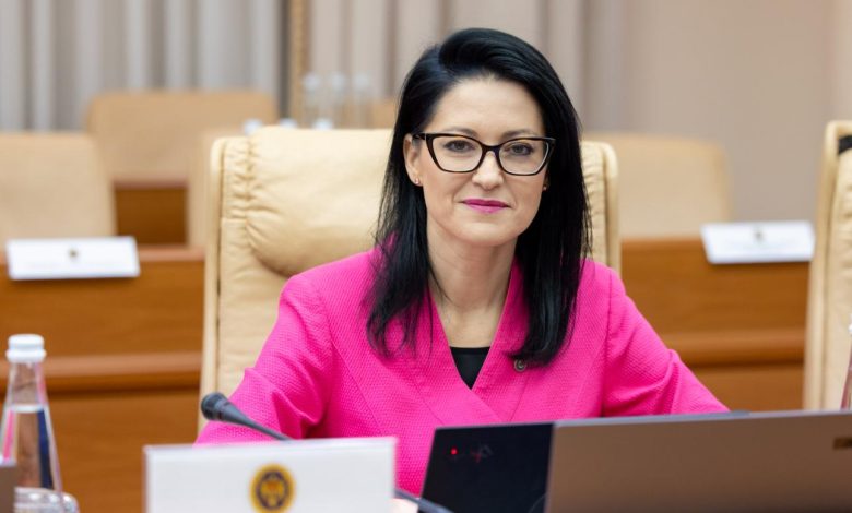 Photo of Aprobat de Guvern: Mai mult sprijin pentru vârstnici, persoane cu dizabilități și victime ale infracțiunilor