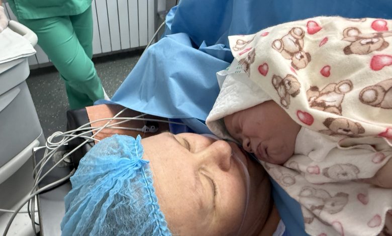 Photo of foto | O femeie a născut al 14-lea copil la un spital din capitală