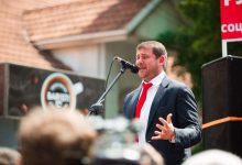 Photo of Rețeaua lui „ȘOR”, în haos: activiștii de rând abandonați, iar liderii cu mașini de lux și case noi