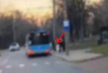 Photo of video | Tragedie în Chișinău: Un pieton, ucis de un autobuz de rută