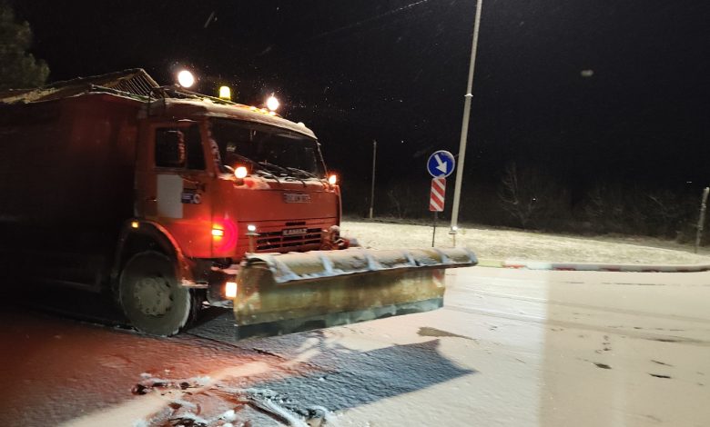 Photo of foto | Circulație în condiții de iarnă pe drumurile din nordul și centrul țării. AND: zeci de utilaje mobilizate pentru combaterea lunecușului