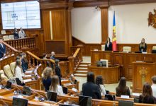 Photo of Cum se adoptă legile? Liceenii, invitați să participe la un exercițiu practic direct în Parlament