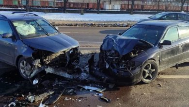 Photo of Două automobile implicate într-un accident pe strada Albișoara. Un pasager a ajuns la spital