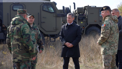 Photo of Armata Națională renunță la Kalașnikov și trece la armamentul utilizat în Occident