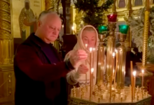 Photo of video | Dodon nu a ratat nici în acest an Boboteaza, dar a ales Rusia pentru scufundare