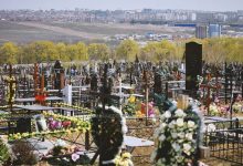 Photo of Dosarul cimitirului „Sfântul Lazăr”: Patru persoane, inclusiv un cleric, trimise în judecată