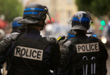 Photo of Haos pe străzile din Franța în noaptea de Revelion: Peste 1.000 de mașini incendiate şi 500 de persoane au fost reţinute