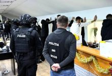 Photo of video | 15 persoane reținute într-un dosar de escrocherii prin „call-center” cu rulaj de 2 milioane de dolari pe lună