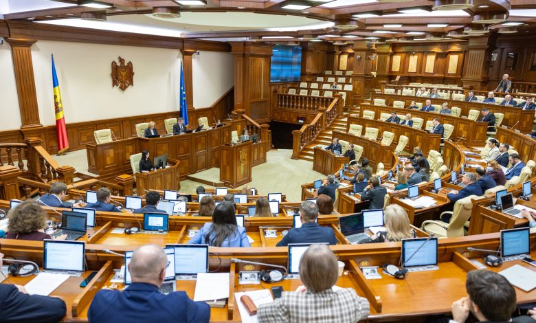 Photo of Parlamentul a adoptat o Declarație de susținere a Ucrainei la patru ani de la invazia rusă