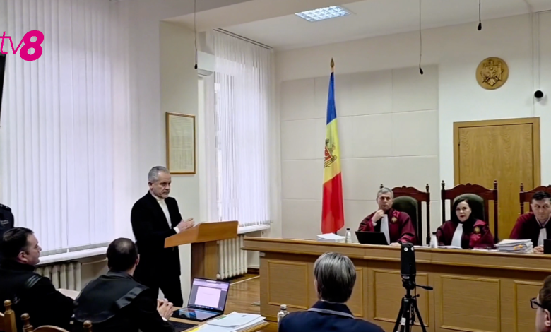 Photo of Plahotniuc, adus forțat la judecată pentru a fi audiat în dosarul „Kuliok”. A refuzat să facă declarații