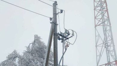 Photo of Atenție! Polei pe drumuri și avarii la rețelele electrice. Zeci de mii de consumatori au rămas fără lumină