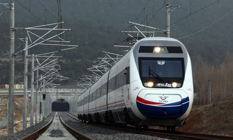 Photo of Trenuri de 140 km/h: R. Moldova va construi prima linie de cale ferată electrificată între Chișinău-Ungheni