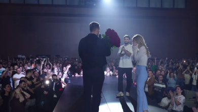 Photo of video | Cerere în căsătorie la concertul lui Magnat, Satoshi și Feoctist din Chicago