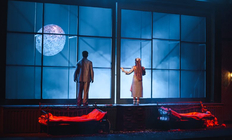 Photo of Magie și comedie la Teatrul „Eugène Ionesco”: „Peter Pan” și „Chirița în provincie”, în acest weekend