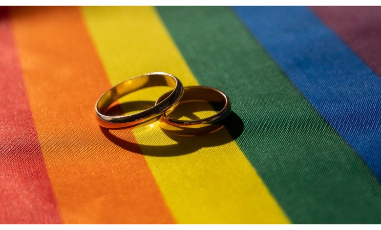 Photo of Decizie istorică în Ucraina: Un cuplu de același sex, recunoscut ca familie de Curtea Supremă