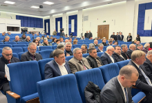 Photo of Comratul, prins între criză și politică: controverse juridice și spectacol pro-rus