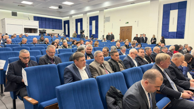 Photo of Comratul, prins între criză și politică: controverse juridice și spectacol pro-rus