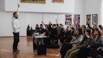 Photo of foto | Elevii Colegiului de Arte Plastice „Alexandru Plămădeală” vor crea o lucrare de video mapping care va fi proiectată la ACT Festival 2026