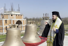 Photo of video | Episcopul Basarabiei de Sud a sfințit clopotele Mănăstirii Eroilor din Stoianovca