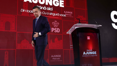 Photo of Guvernul Bolojan se schimbă. În ultimii 10 ani, guvernele României au avut următoarea speranță de viață