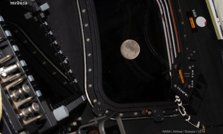 Photo of video | Echipajul misiunii Artemis II a doborât un nou record. Astronauții se întorc acasă