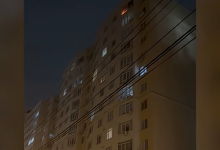 Photo of video | Distracție iresponsabilă: Incendiu într-un apartament din capitală, după ce au fost lansate focuri de artificii