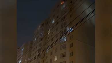 Photo of video | Distracție iresponsabilă: Incendiu într-un apartament din capitală, după ce au fost lansate focuri de artificii