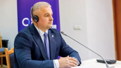 Photo of Procurorul general spune că a găsit 55.000 de euro într-un borcan din beciul părinților