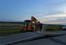 Photo of AND îndeamnă șoferii la prudență: Canicula poate provoca ridicarea dalelor din beton pe drumurile naționale