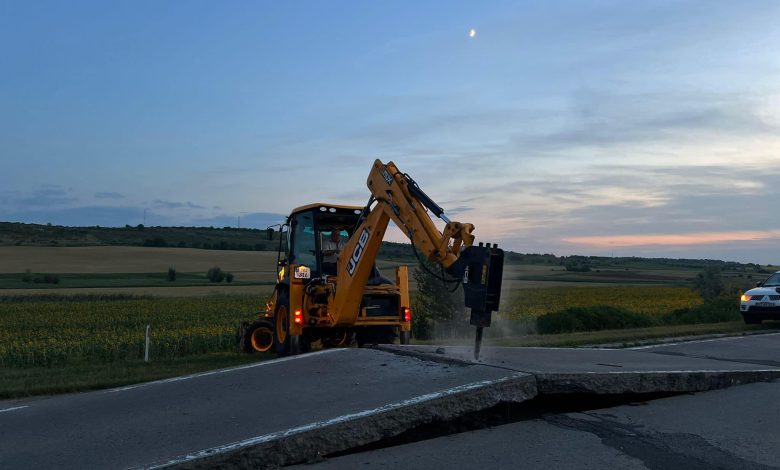Photo of AND îndeamnă șoferii la prudență: Canicula poate provoca ridicarea dalelor din beton pe drumurile naționale