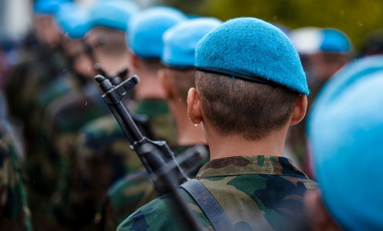 Photo of Arma, dronele și disciplina militară. Ce ar putea învăța bărbații la noul curs „obligatoriu” propus de Armată